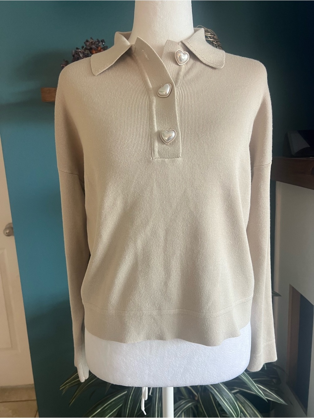 Sioni Cream Logo Tag Polo Sweater